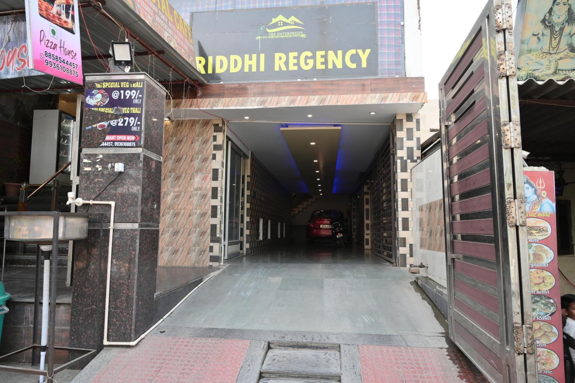 Hotel Riddhi Regency Lucknow Exterior foto