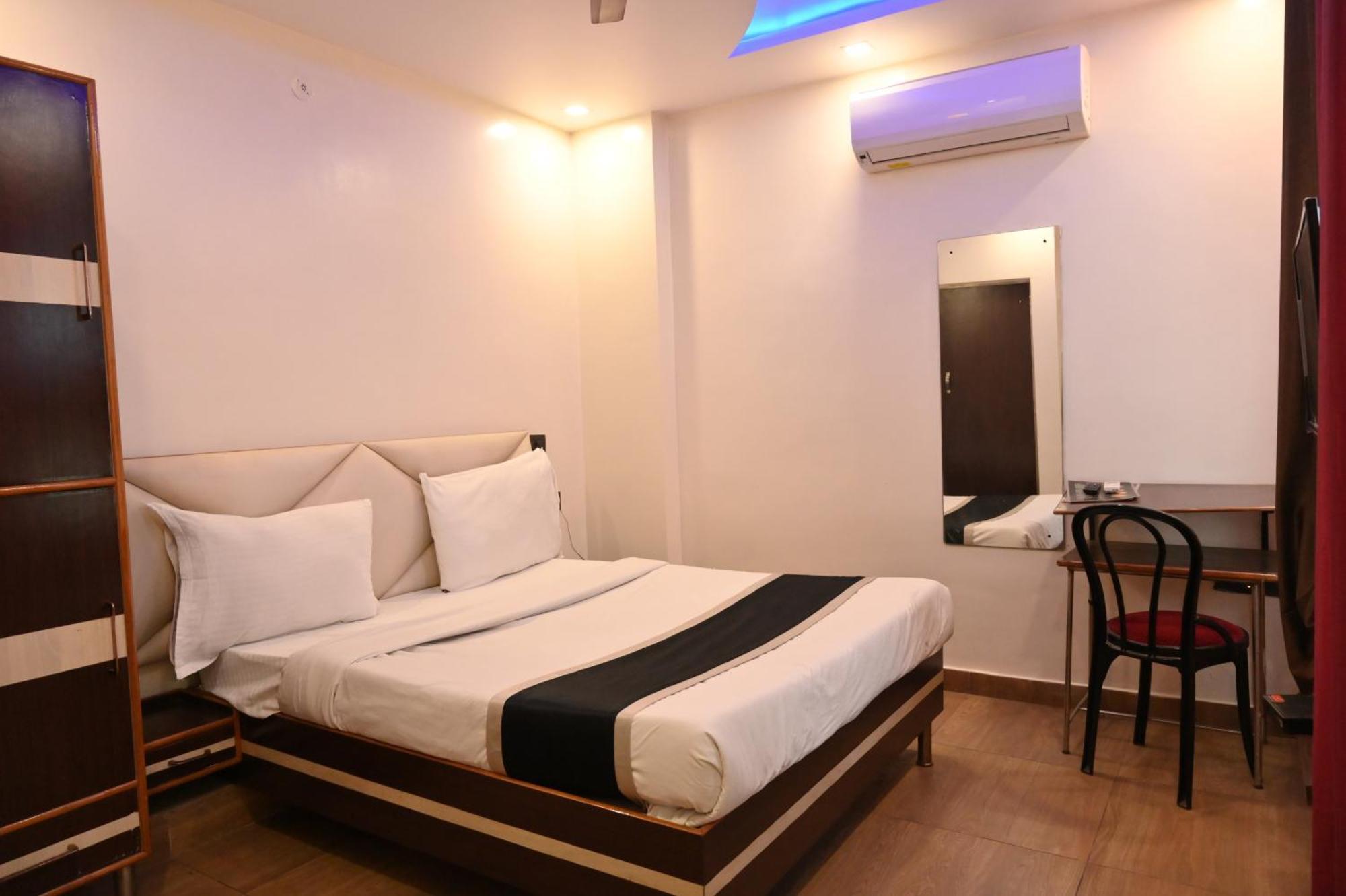 Hotel Riddhi Regency Lucknow Exterior foto