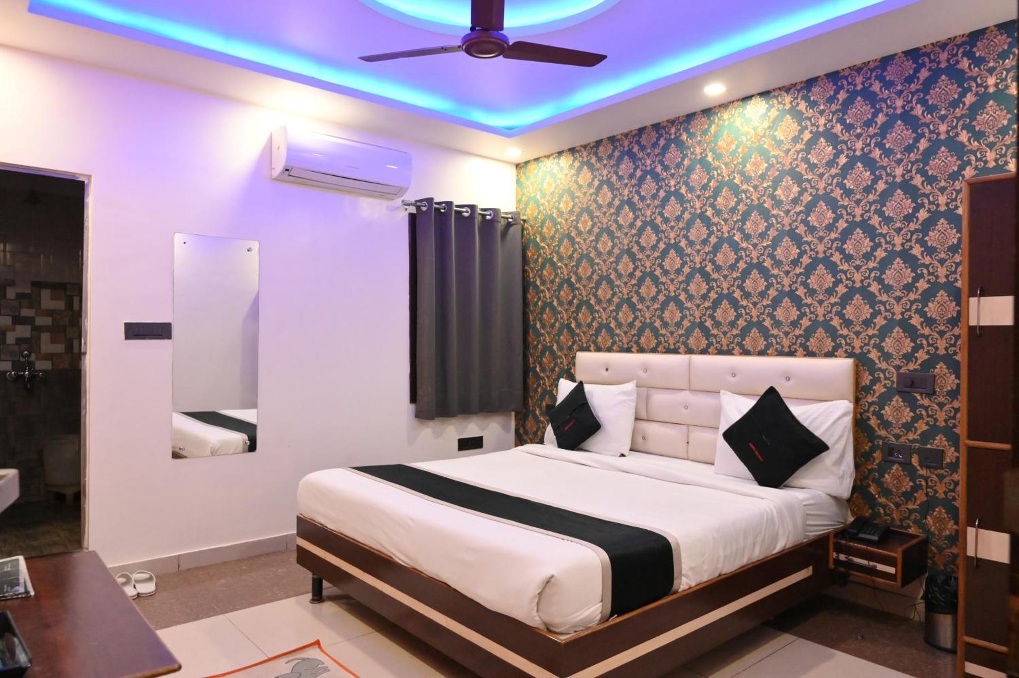 Hotel Riddhi Regency Lucknow Exterior foto
