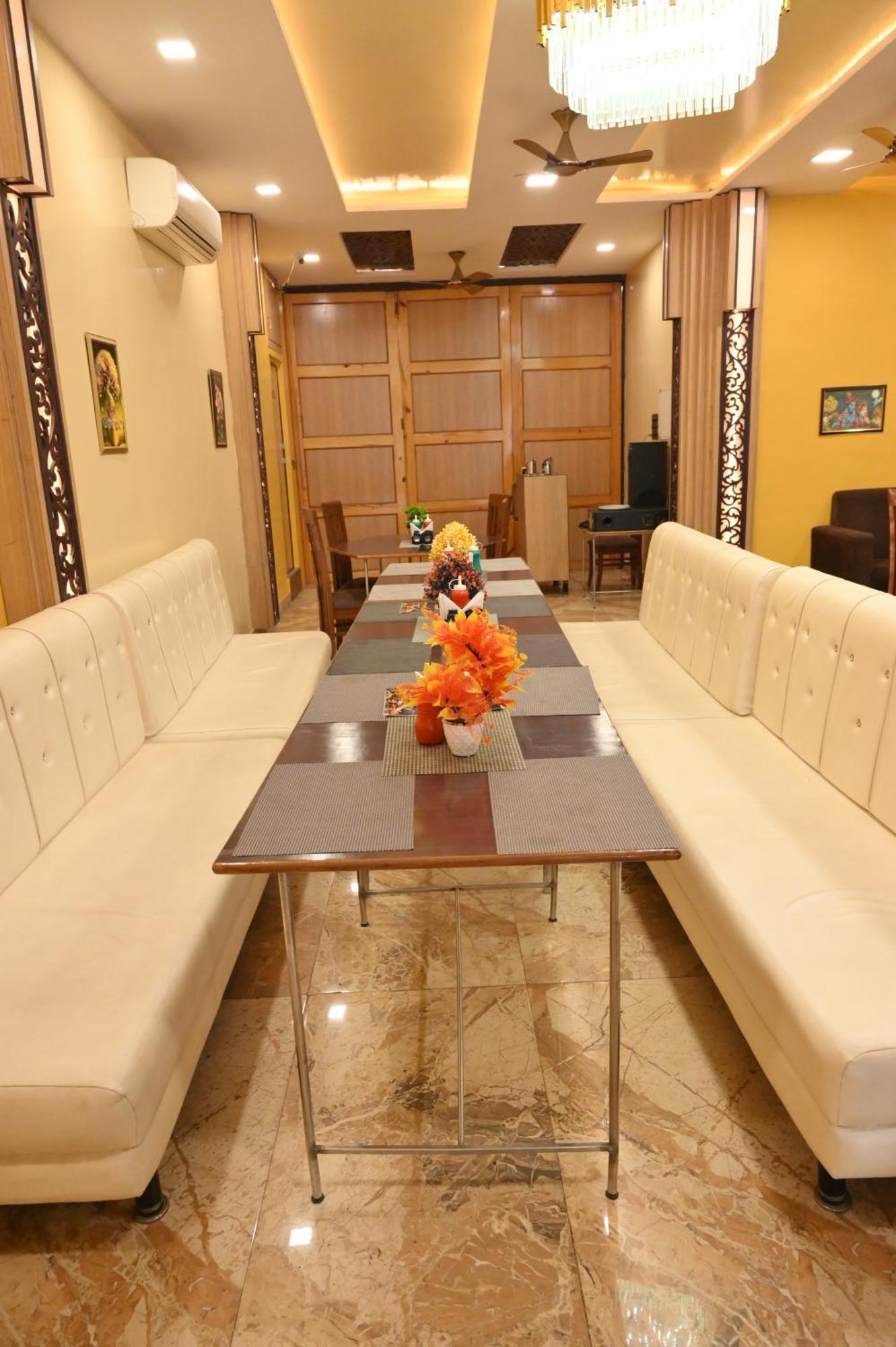 Hotel Riddhi Regency Lucknow Exterior foto